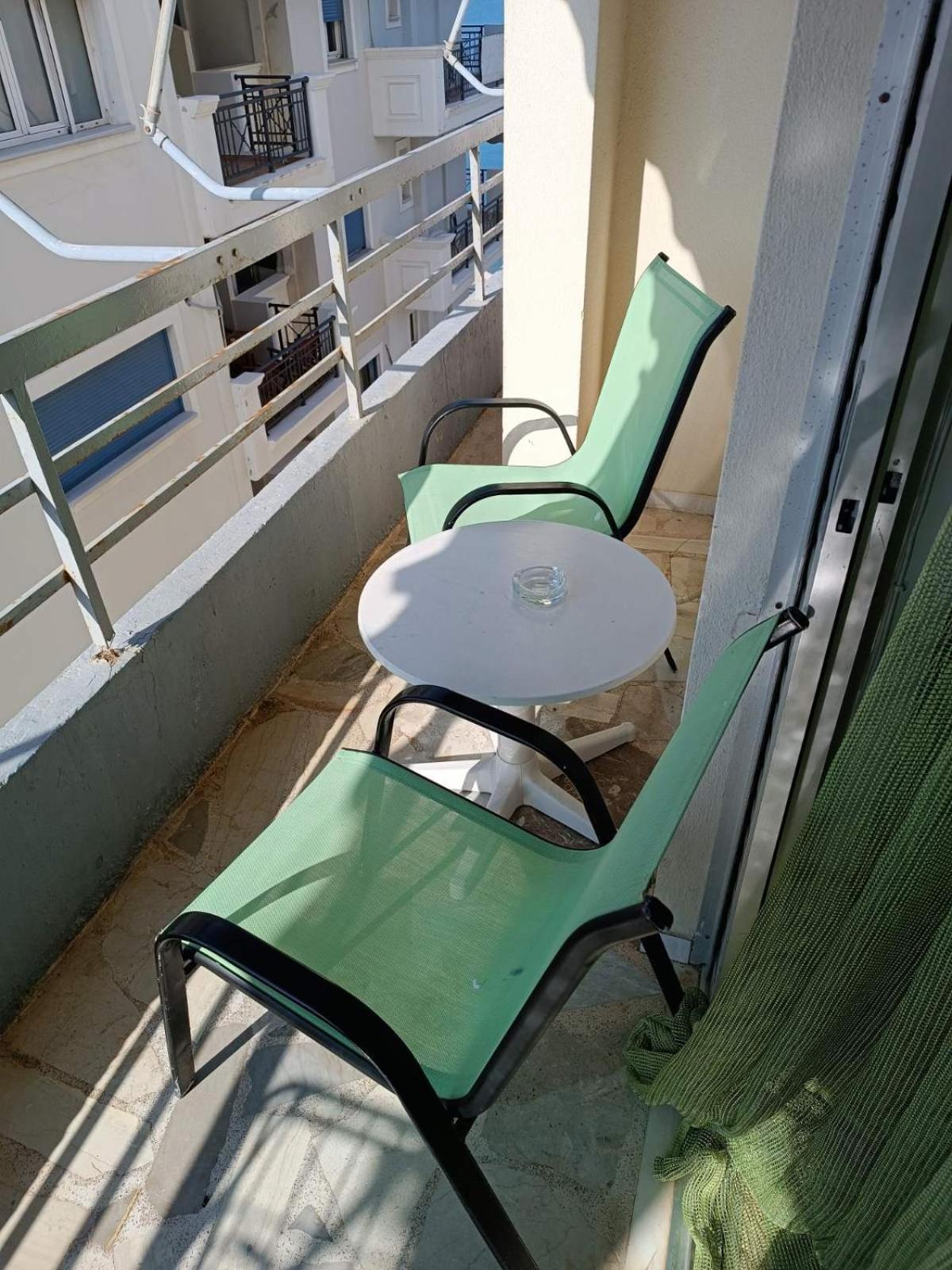 Comfortable Beachfront Apartment ลูตรากี ภายนอก รูปภาพ